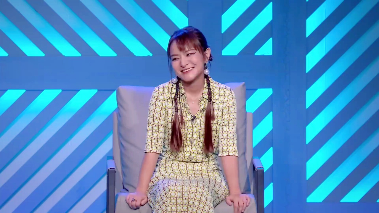 爆梗脱口秀丨程璐又玩离婚梗!对着思文贴脸开大了