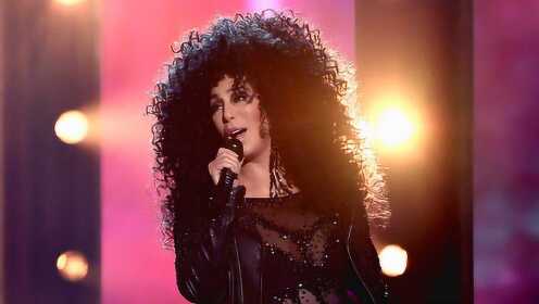 传奇天后Cher再唱经典《If I Could Turn Back Time》（2017公告牌音乐奖）​​​​