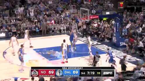 《NBA全场回放》【原声回放】鹈鹕vs独行侠第3节 锡安360度转身扣篮暴力虐筐