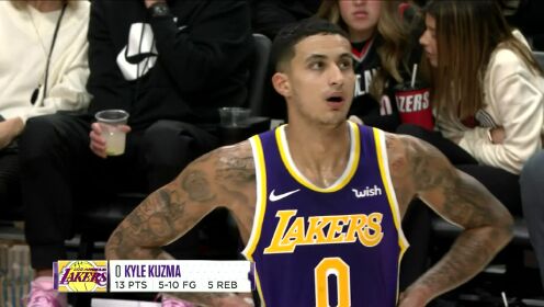 《NBA全场回放》【原声回放】湖人vs开拓者第4节 勒布朗天外飞仙暴扣