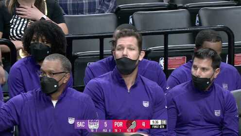《波特兰开拓者》【回放】NBA季前赛：国王vs开拓者 第1节中文解说回放
