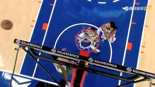 《NBA全场集锦》人狠话不多！兰德尔追身钉板大帽请字母哥吃火锅