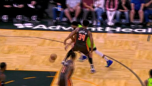 《NBA全场集锦》杀得人仰马翻！唐斯箭步突破单臂劈扣奥克克