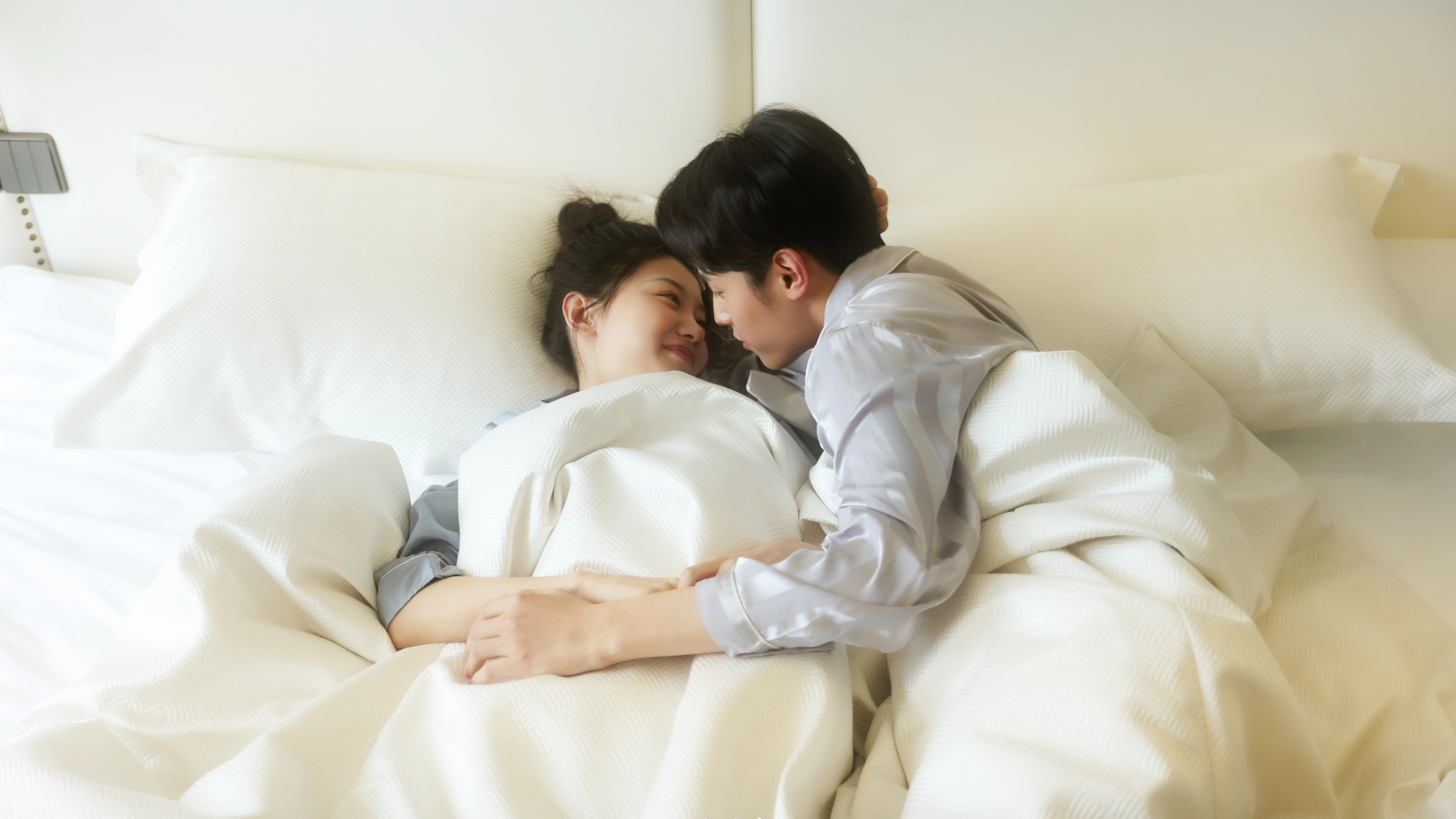 恋爱湖畔日记 1集