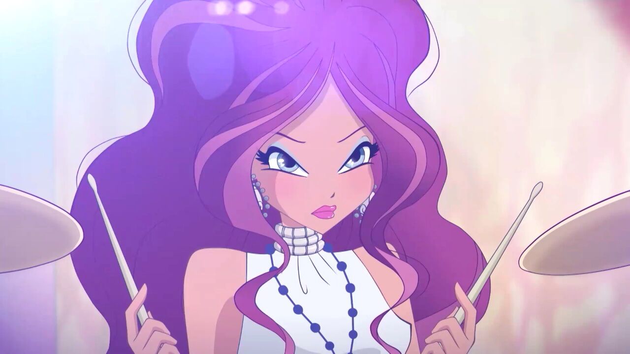 蕾儿在演唱会上蹲守天才大盗!