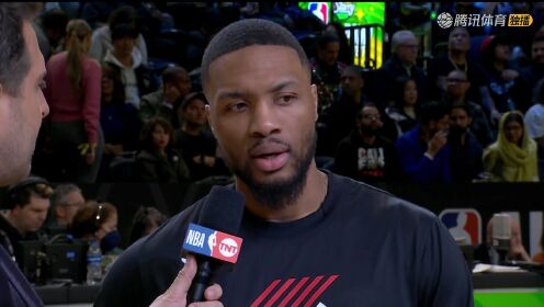 《NBA全明星》看表时刻从不缺席！利拉德拿下26分夺得三分大赛冠军