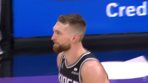 《NBA全场集锦》火箭vs国王第3节中文解说回放