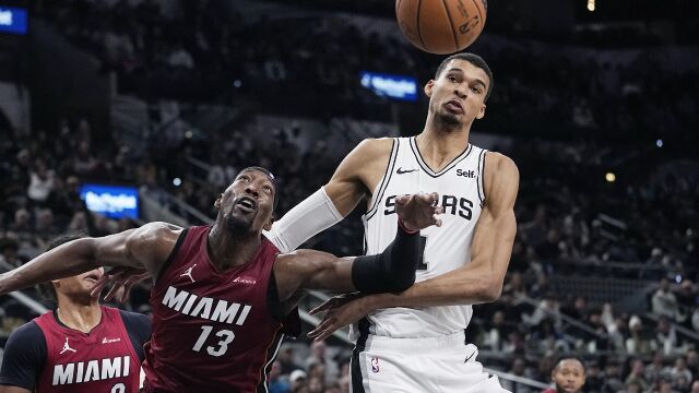 热火118-113马刺   热火逆转马刺迎五连胜