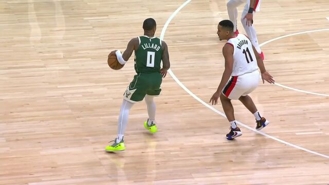 利拉德vs雄鹿集锦 全场31+5进攻端大杀四方助球队取胜