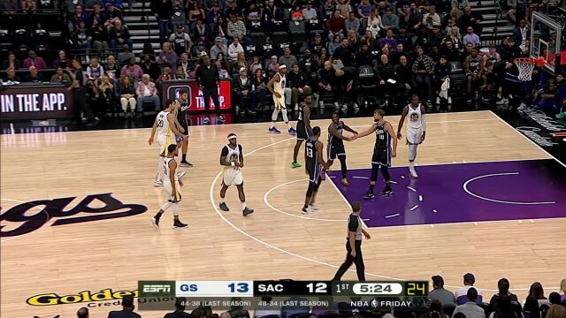 NBA常规赛：勇士vs国王第1节英文原声回放