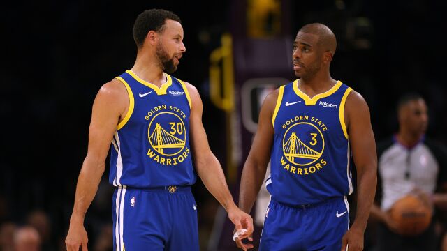 库里vs湖人集锦 半场高效砍下18分组织进攻