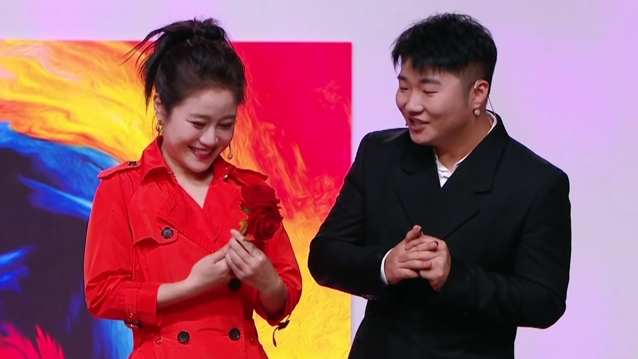 2024吉林卫视春节联欢晚会丨白小白跨界演喜剧,上台相亲与白鸽一见