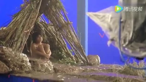 《奇幻森林》曝光幕后拍摄花絮 主角毛克利的扮演者尼尔·塞西
