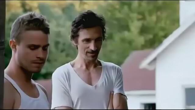 《双面玛莎》预告片