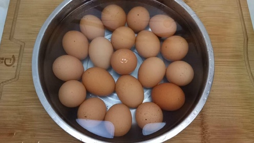 祖传几代的腌鸡蛋土法, 只需要几步个个流油, 已是即将失传的手艺