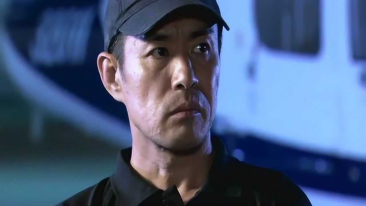 猛虎突击队特种兵斗地主,特种兵队长龙头让他们去拉体能