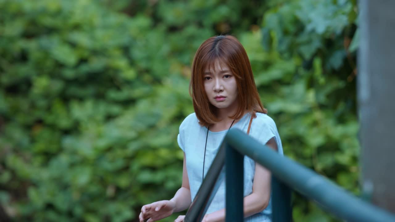 神精学妹第一季 1集