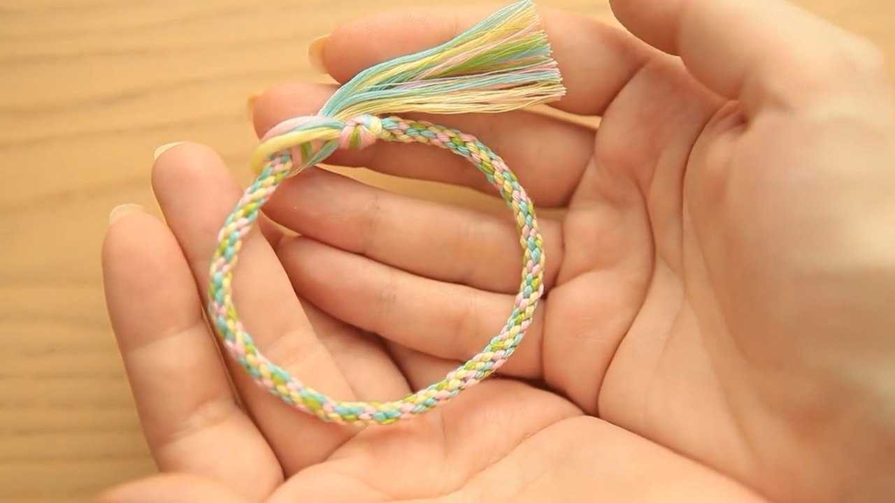简单手绳编法教程时尚达人教你如何编织五彩绳结