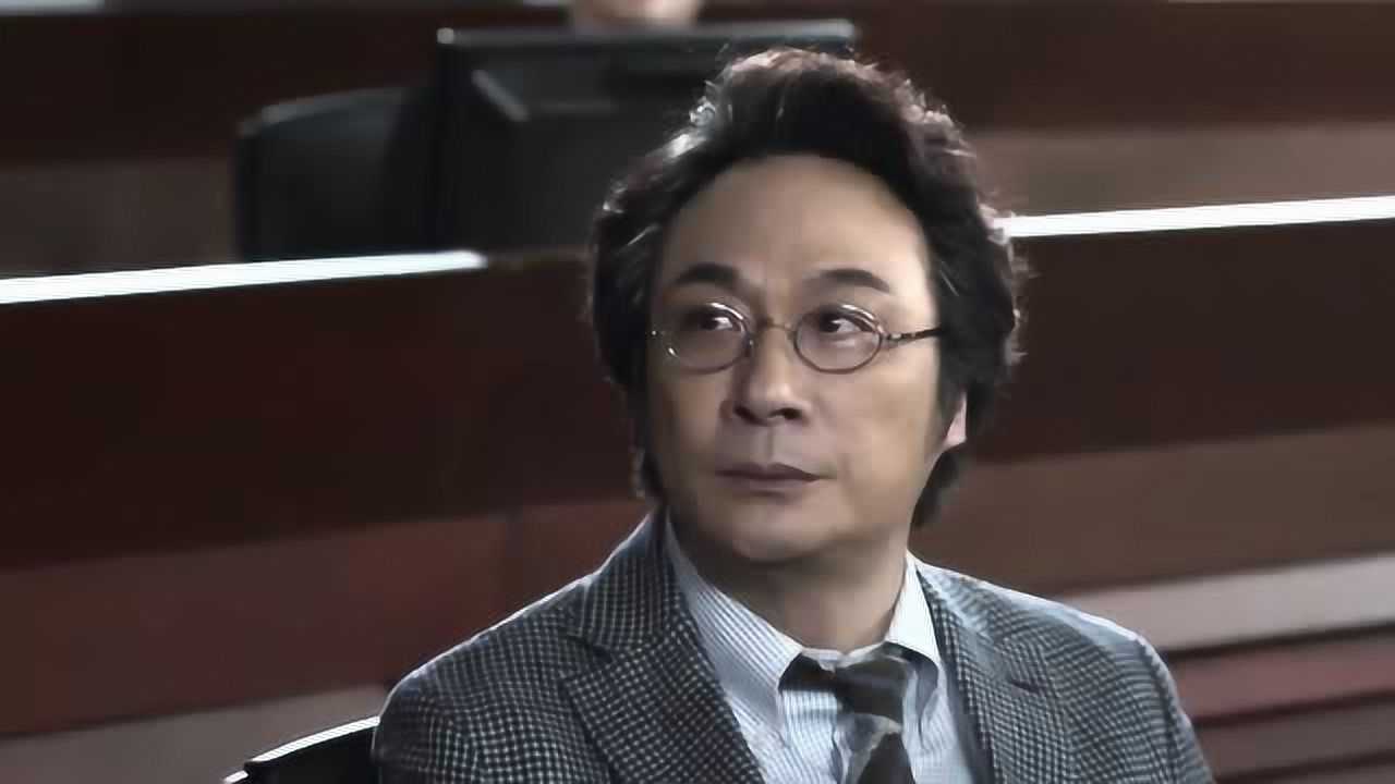 东方华尔街叶抱一借明日基金骗取全省几百万百姓的钱财