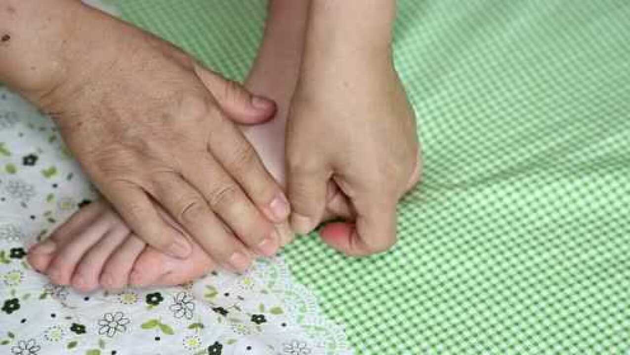 京骨穴的准确位置及找穴方法_高清1080P在线观看平台_腾讯视频