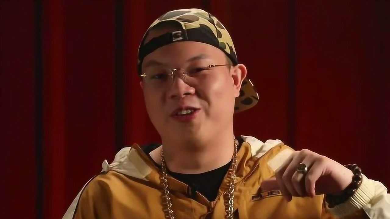 功夫胖背景曝光,竟和张艺兴是高中同学,大学同学是华晨宇