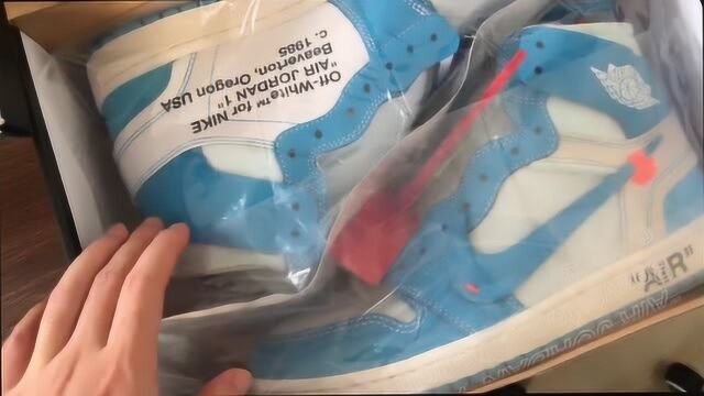 开箱 Off White AJ1 北卡蓝