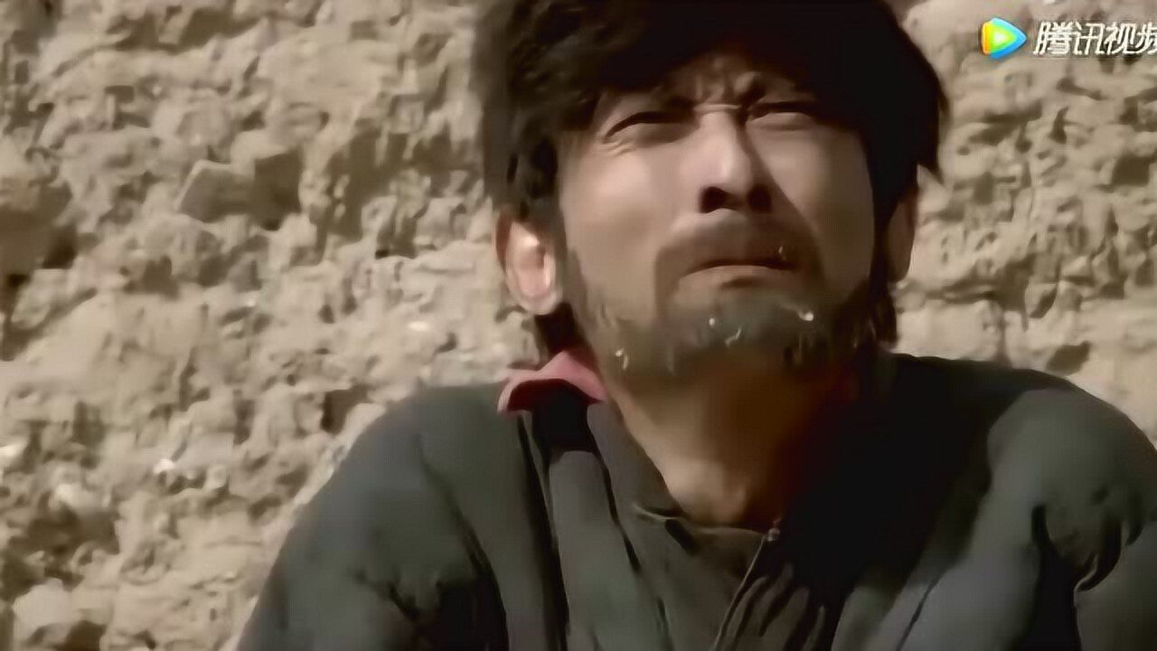 甲方乙方土豪天天在村口等把全村的鸡都吃光了眼睛都快冒绿光
