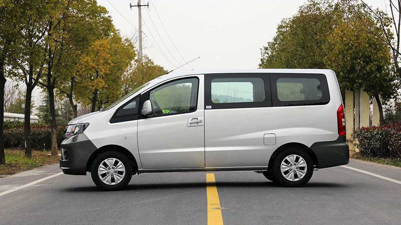 6万多就能买这款7座商务车太牛内饰外观都时尚老司机都喜欢