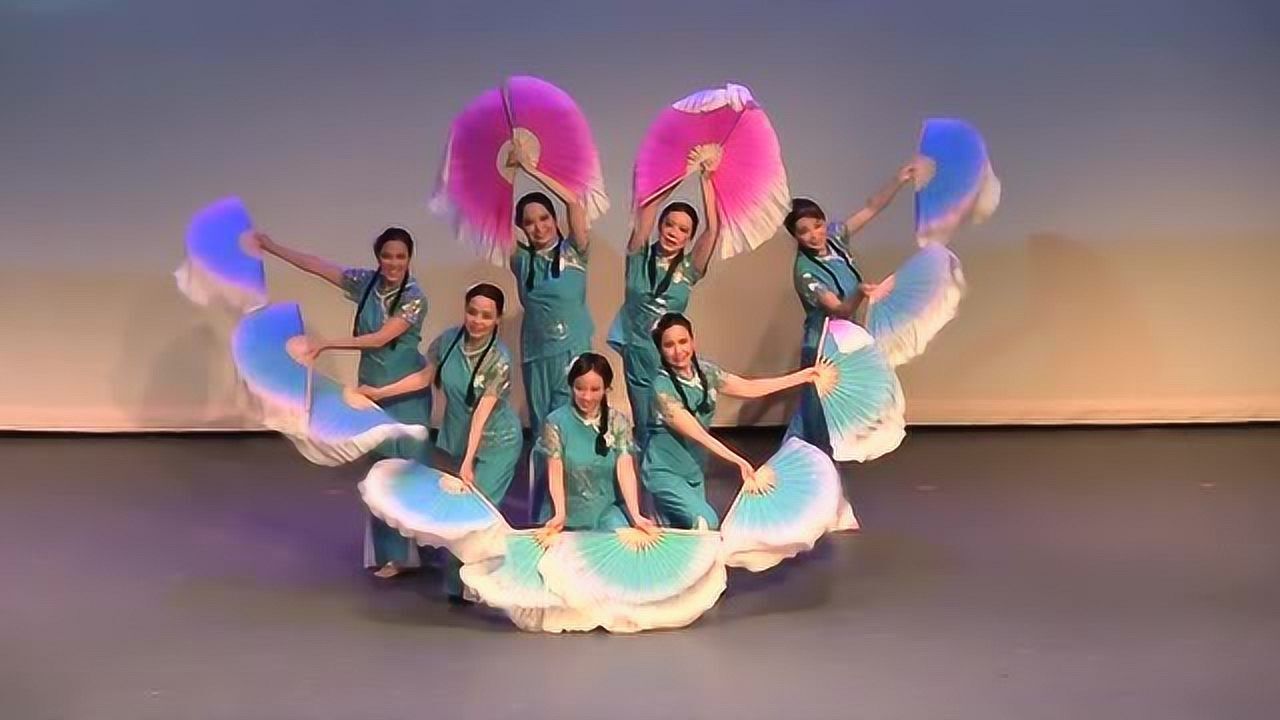 汉族女子群舞扇子舞蹈少数民族舞蹈视频_高清