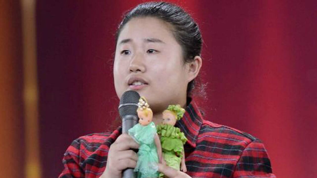 "仙女"王守英火了四年后梦碎转型 回乡村相亲一天三场