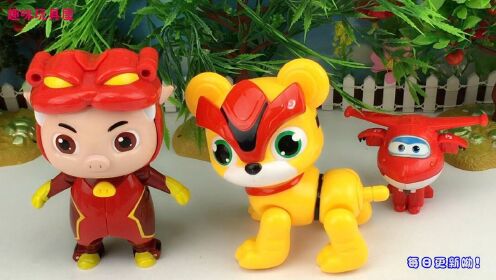 超级飞侠试玩猪猪侠超星萌宠阿五趣味玩具