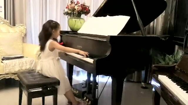 孟子涵钢琴演奏《西班牙舞曲》