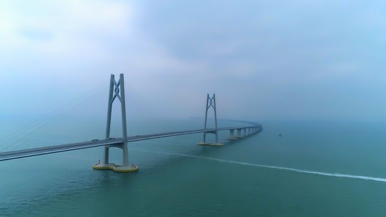 震撼！航拍带你俯瞰港珠澳大桥_高清