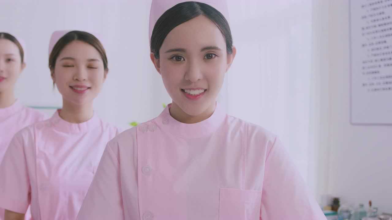 徐良潘卉琦乳臭未干mv