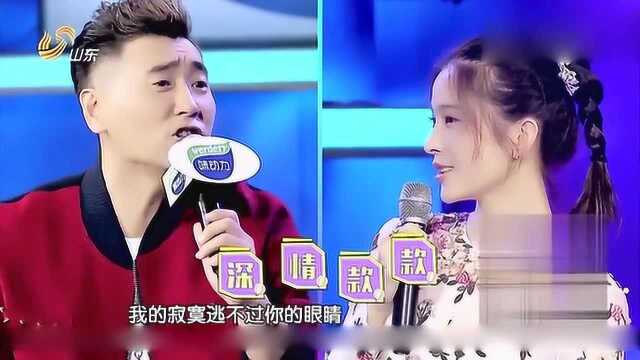 阿速现场深情款款演唱经典歌曲,打动赵韩樱子亮灯