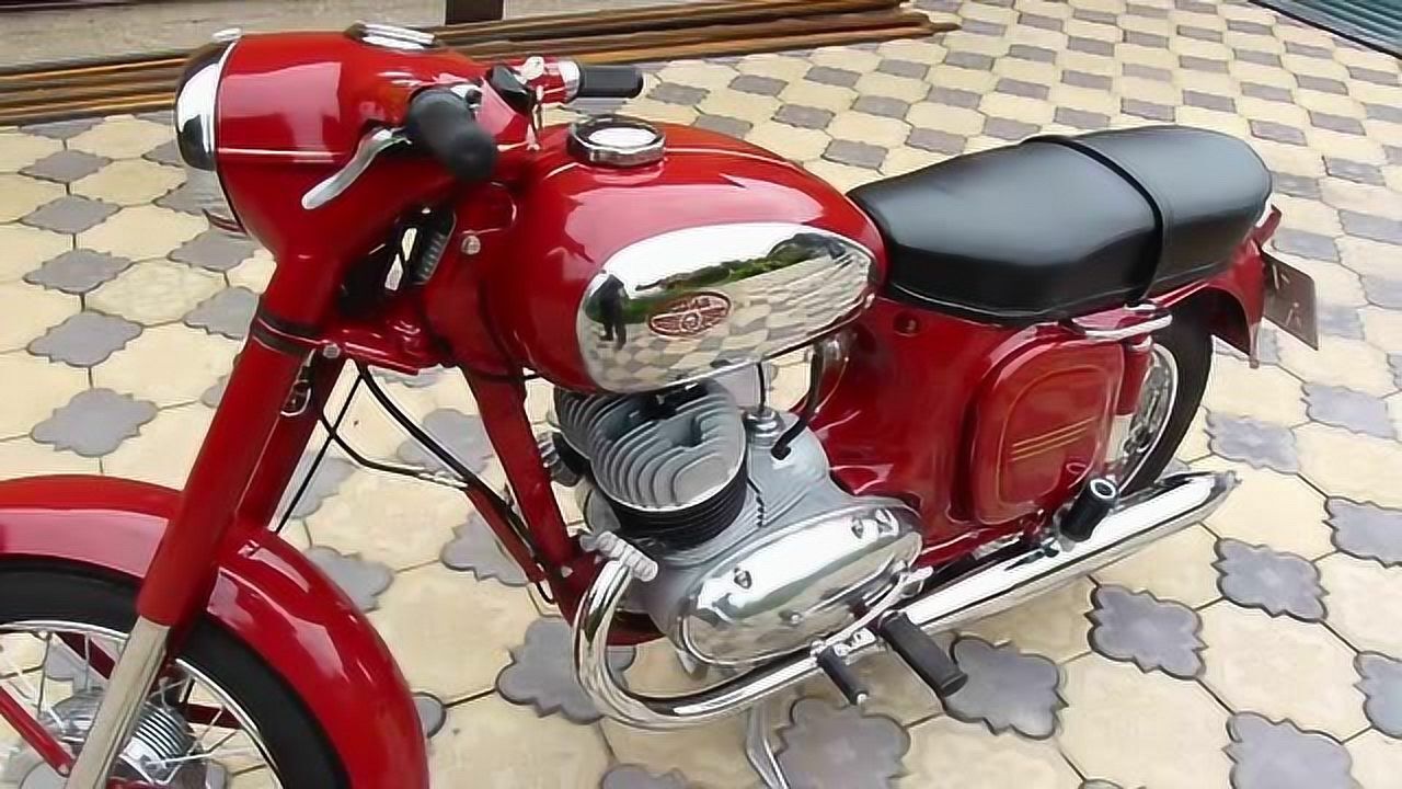 国产摩托车幸福250的前辈苏联名车jawa佳娃360