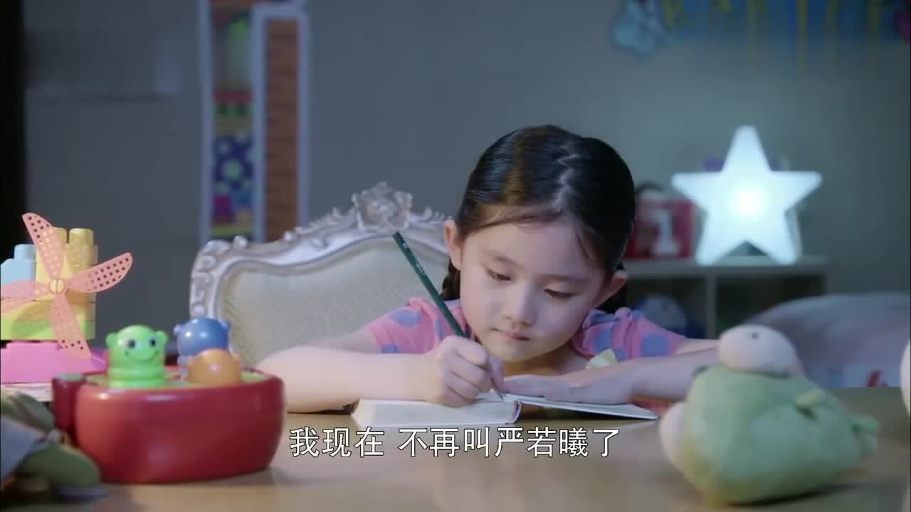 繁星四月繁星狼狈回家妈妈看见却不闻不问真是没妈疼的孩子