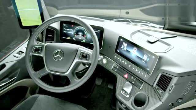 奔驰最新款重卡2018 Mercedes Actros