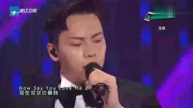 陈伟霆激情演唱《Nothin,On,You》嗨翻全场