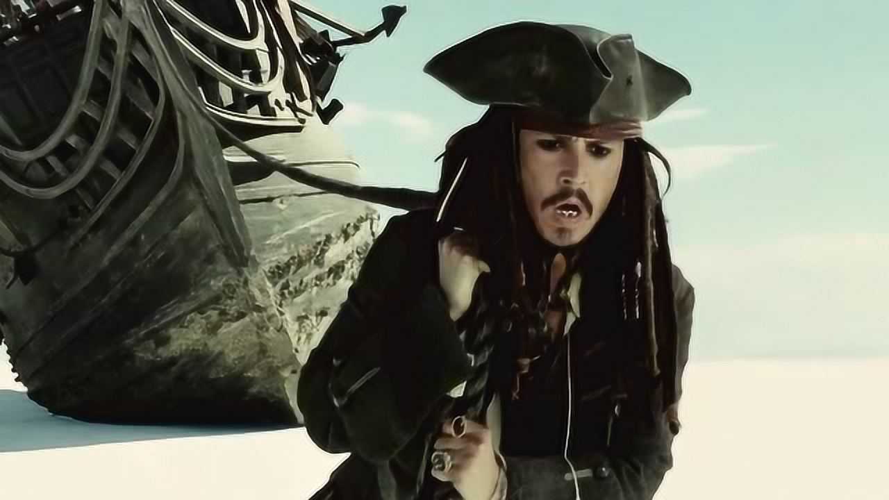 杰克船长的人缘太好了吧船搁浅了居然有螃蟹大军前来帮忙搬运