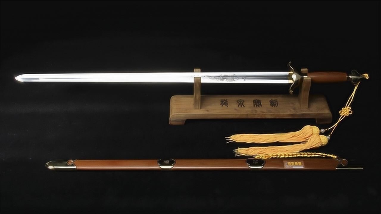 冷兵器特辑:龙泉剑即七星龙渊,是中国古代的诚信高洁之剑