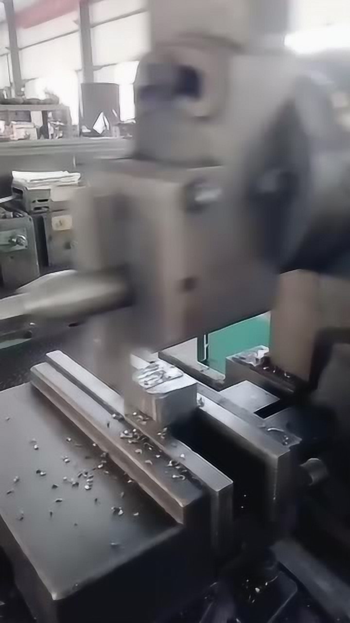 用刨床加工平面