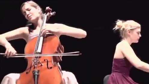 《舒伯特小夜曲》大提琴演奏，两位小姐姐仙气十足