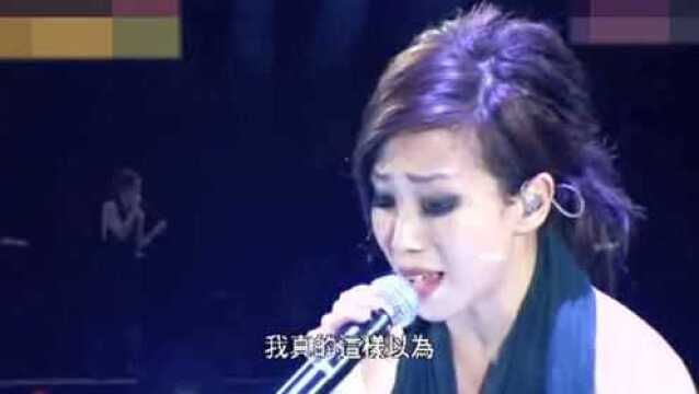 两首歌曲背后的故事,这首《为你我受冷风吹》只有林忆莲唱出了韵味