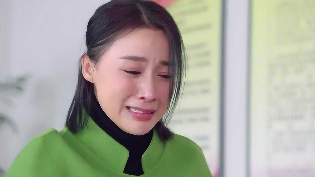 田窗花得知是铁大壮告密瞬间崩溃哭的一塌糊涂