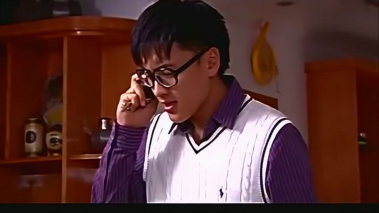 天火传说教授突然有灵石踪迹大山急忙收拾东西即将赶往现场