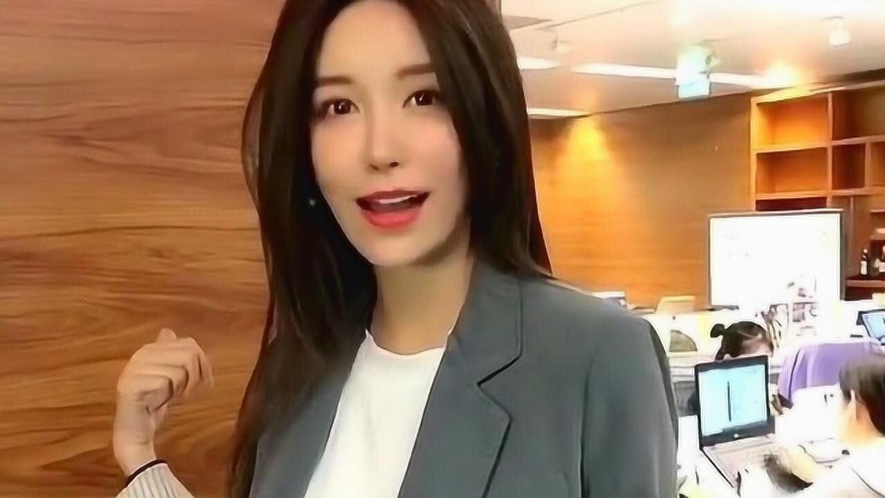 秘书进办公室没敲门,老板却这么说,网友:没想到你是这样的老板_高清1080P在线观看平台_腾讯视频