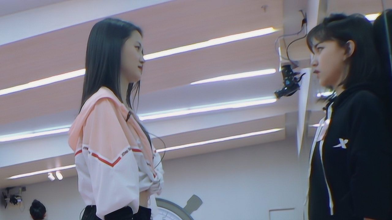 明日之子:李兰小课堂开课教学,兰西雅被壁咚这是心动的感觉