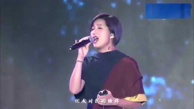 杨千嬅经典戳心单曲《大城大事》有故事的人越听越伤感