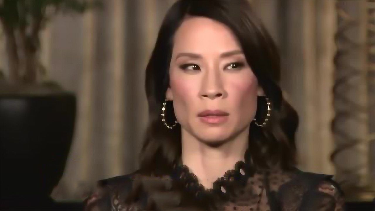 刘玉玲接受采访,讲述自己的演艺生涯